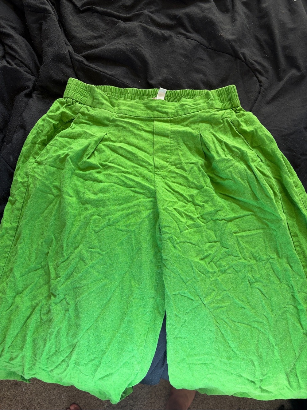 Bright Green Elastic Waist Cropped Pants